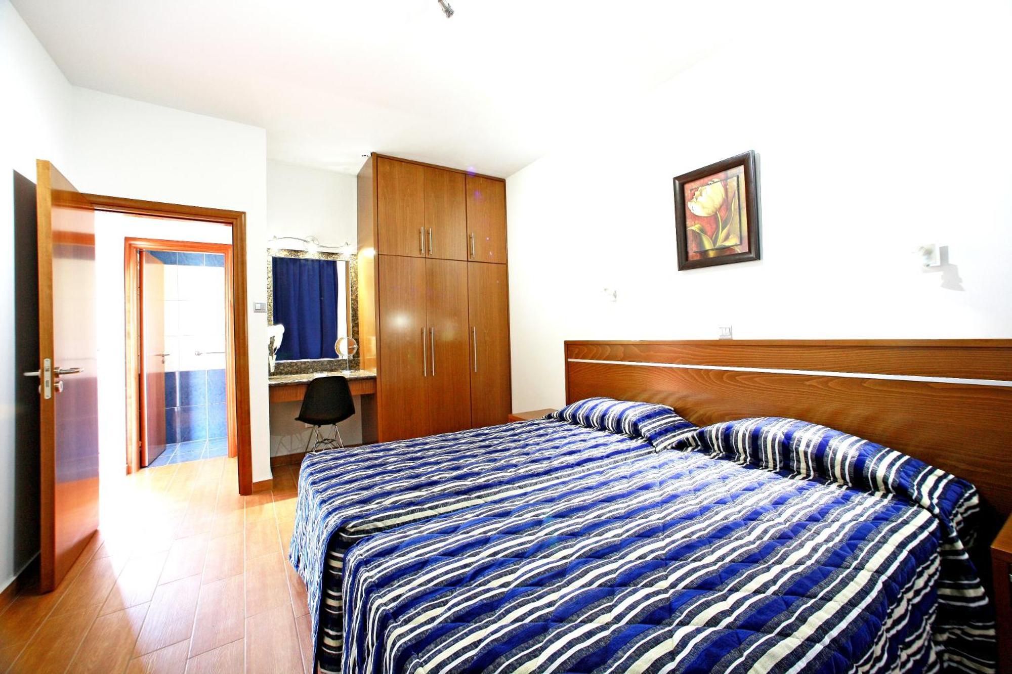 Loutsiana Deluxe Apts Ayía Nápa Extérieur photo
