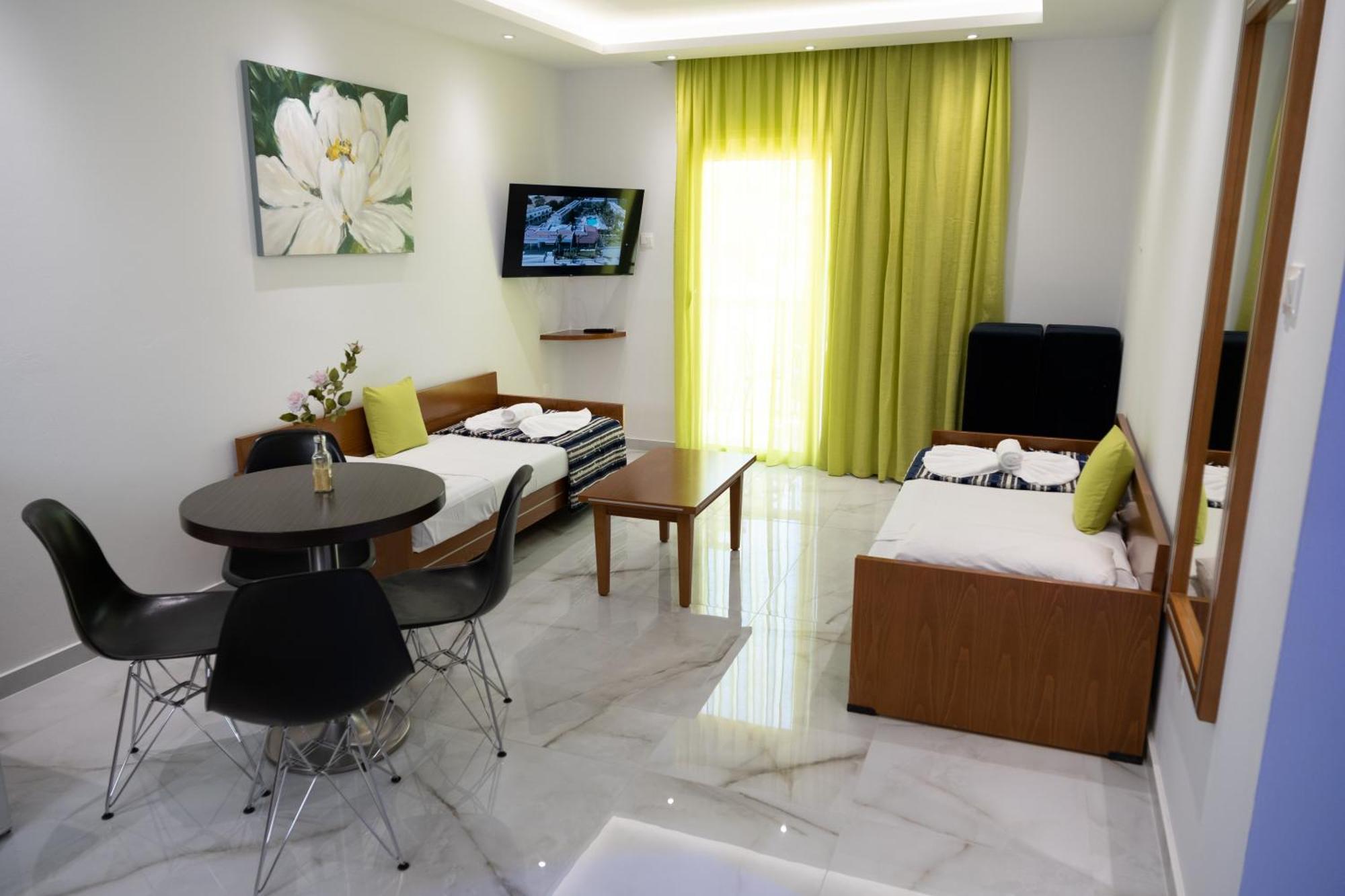 Loutsiana Deluxe Apts Ayía Nápa Extérieur photo